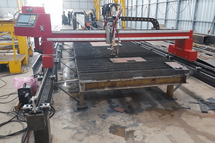 งานผลิตเครนไฟฟ้าและเครนโรงงาน