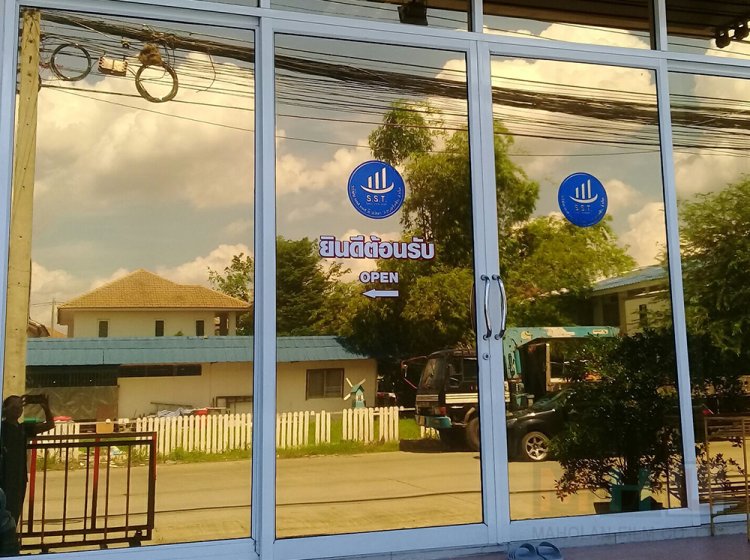 ตัวอย่างงานติดตั้งฟิล์มปรอท ฟิล์มวันเวย์