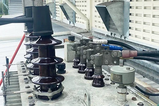 ตรวจสอบการเชื่อมต่อของสายไฟแรงต่ำหม้อแปลงไฟฟ้า ตรวจสอบการเชื่อมต่อของสายไฟแรงต่ำหม้อแปลงไฟฟ้า