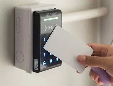 รักษาความปลอดภัยด้วยระบบ Keycard