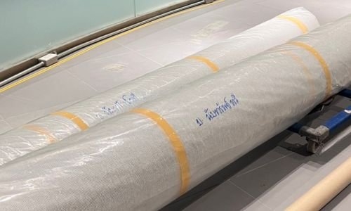 ติดตั้งพรมทอพร้อมยางรอง