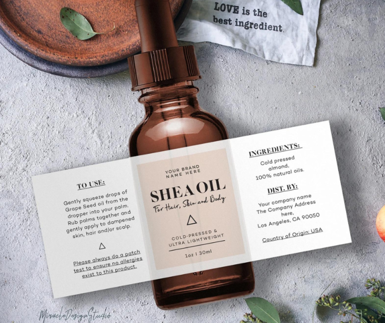 สติ๊กเกอร์PVC ติดเครื่องสำอางค์