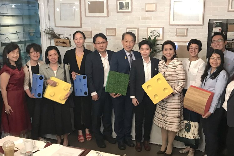 ของเล่นเด็กพิเศษ สนามเด็กเล่น CSR เพื่อสังคม สวทช โรงพยาบาลเด็ก