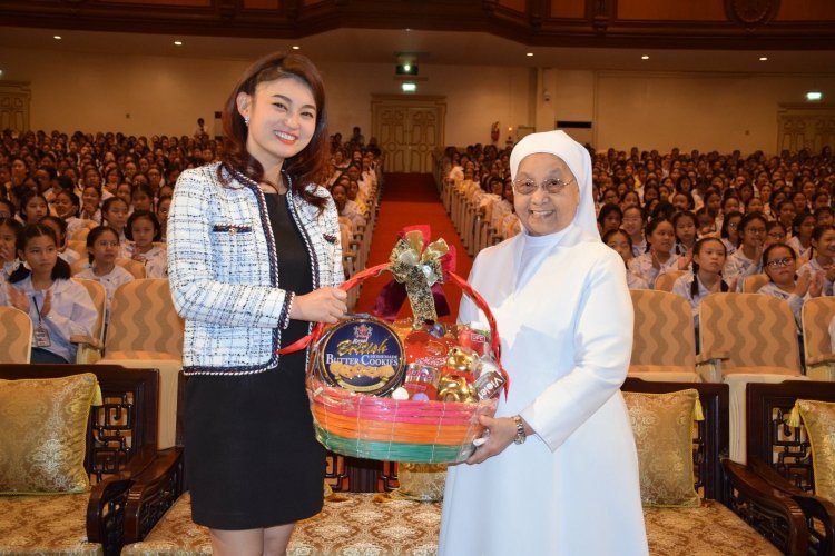 พัฒนาบุคลิกภาพและการพูด