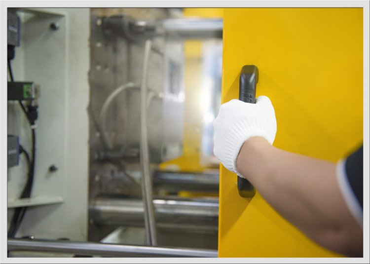 จ้างผลิตสินค้าพลาสติก