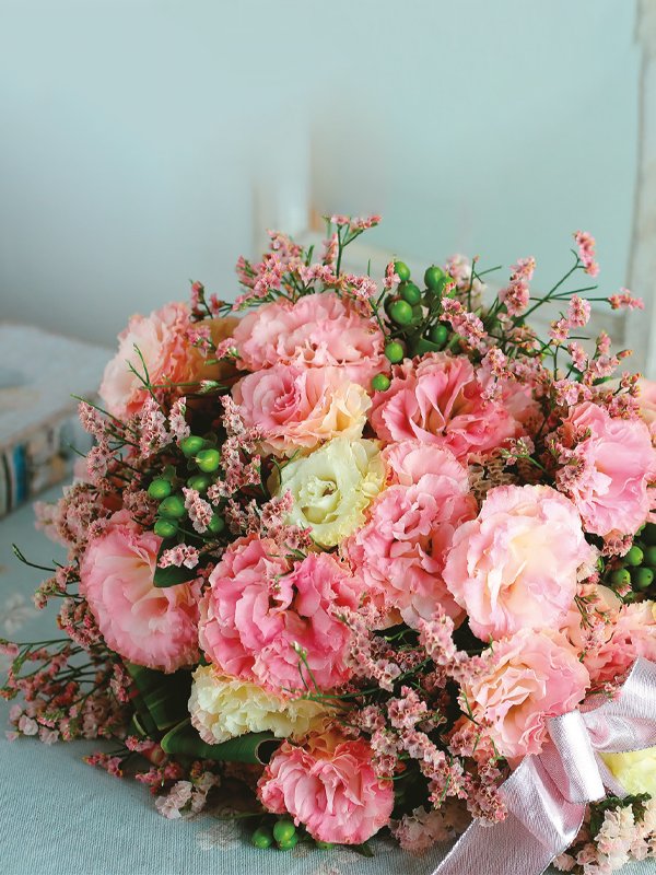 Lisianthus Voyage 3 Champagne