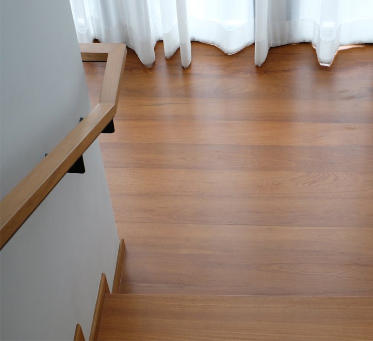 บันได ไม้สัก