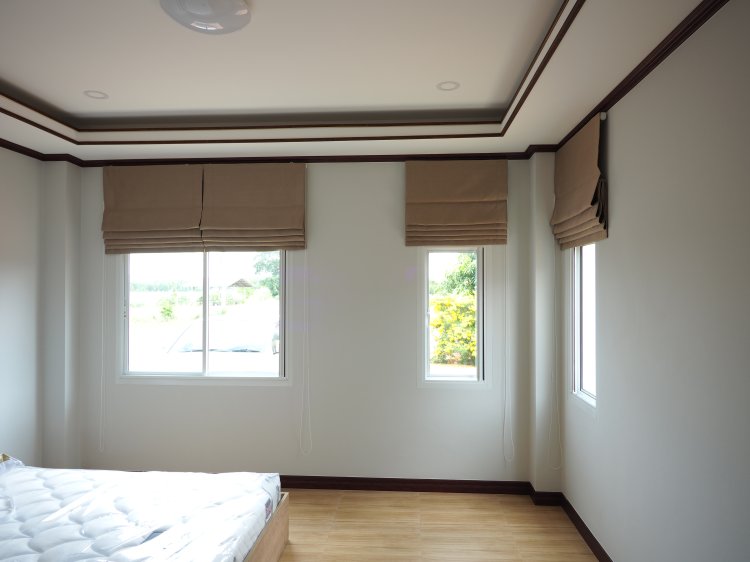 แบบม่านพับ