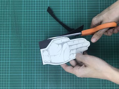 การตัดแผ่นแม่เหล็กยาง