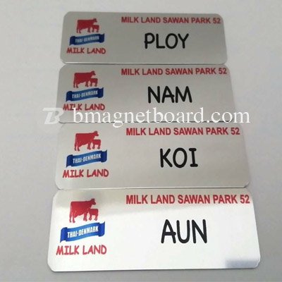 ป้ายชื่ออะลูมิเนียม สีเงินเงา