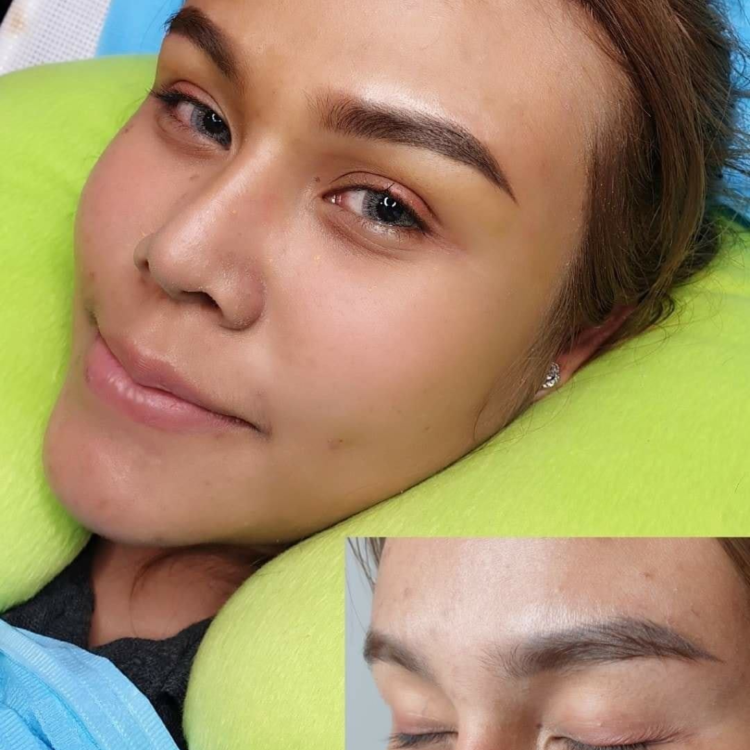 Beautyparadisebkk เราให้บริการด้านความงาม ทำเล็บ ต่อขนตา ฝังสีคิ้ว ฝังสีปาก แก้ไขความบกพร่องด้วยการสักเพื่อความงาม โดยผู้เชี่ยวชาญประสบการณ์กว่า 10 ปี