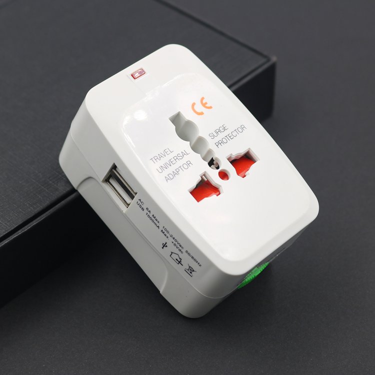 ของขวัญพรีเมี่ยมที่มีประโยชน์ใช้สอยจริง ปลั๊กไฟยูนิเวอร์แซลคุณภาพดี บรรจุในแพ็คเกจสวยงาม เหมาะสำหรับมอบให้กับลูกค้าหรือพันธมิตรทางธุรกิจที่เดินทางบ่อย