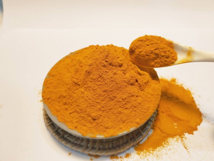 ผงสมุนไพร ขมิ้น