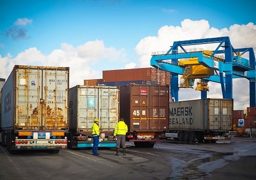 ขอทราบราคาประกันภัยสินค้า รับผิดของผู้ขนส่ง รถบรรทุก