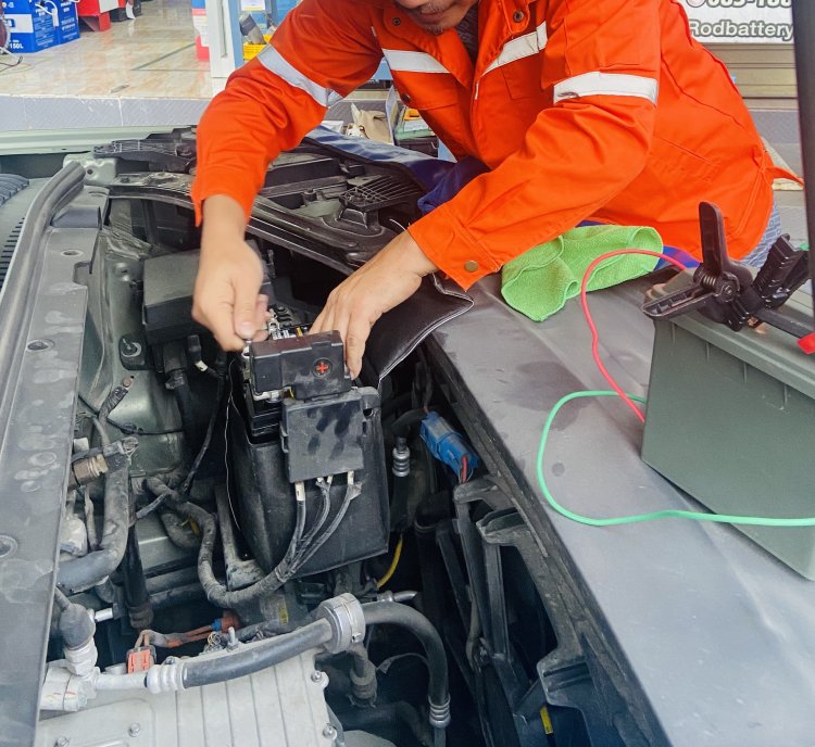 เปลี่ยนแบตเตอรี่ 12V BYD Atto 3 ศรีราชา แหลมฉบัง หนองขาม บางละมุง