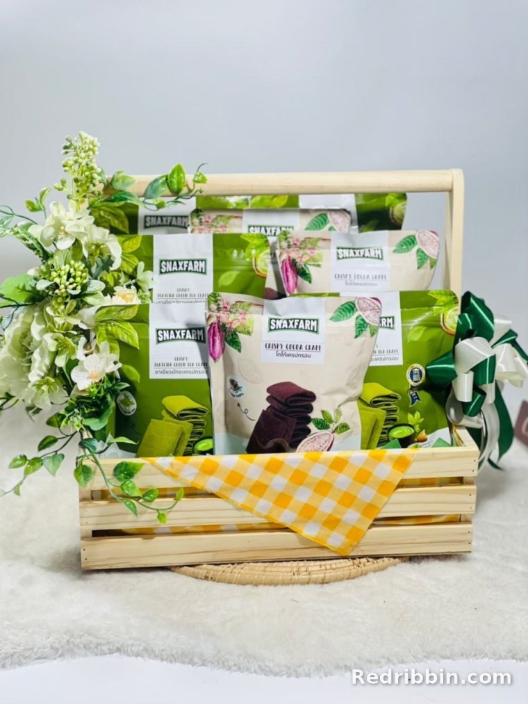 Corporate gift basket example by RedRibbin 43