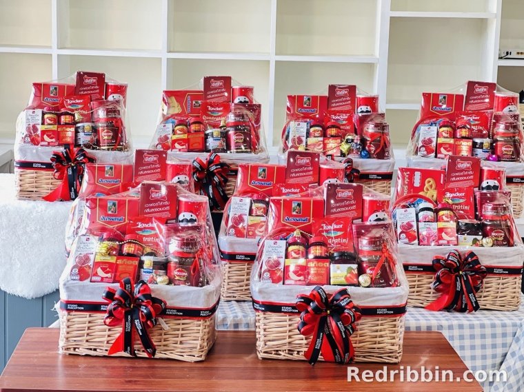 Bulk corporate gift set production by RedRibbin 03