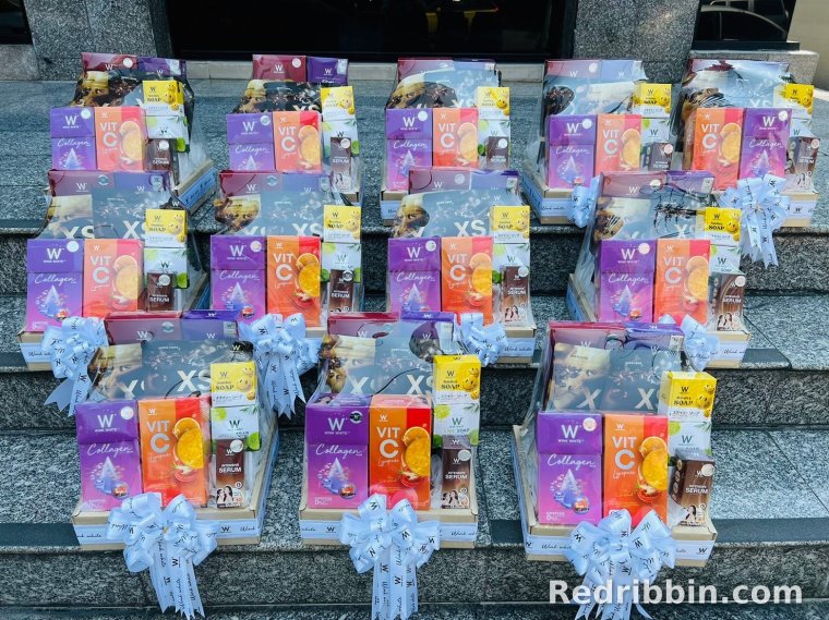 Bulk corporate gift set production by RedRibbin 06