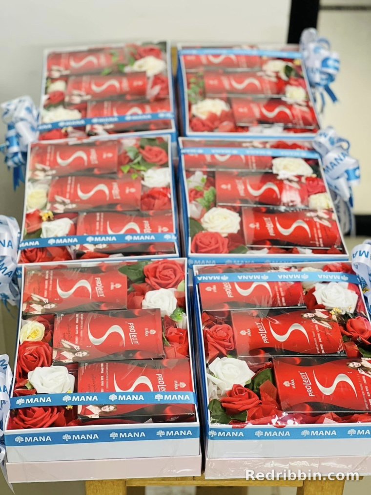Bulk corporate gift set production by RedRibbin 08