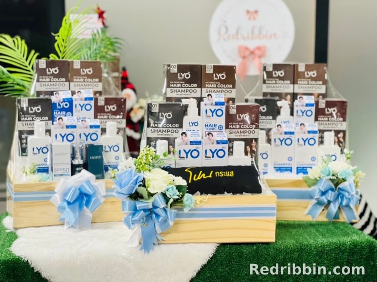 Bulk corporate gift set production by RedRibbin 11