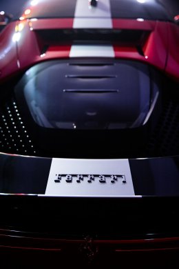 คาวาลลิโน มอเตอร์ เผยโฉม “Ferrari SF90 Stradale” 
