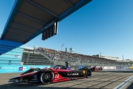Nissan e.dams เก็บชัยชนะการแข่งขัน ABB Formula E Race at Home Challenge รอบชิงชนะเลิศ