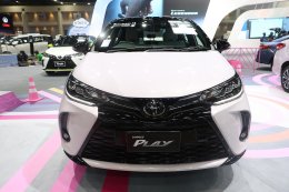 โตโยต้า ร่วมงานมอเตอร์โชว์  ครั้งที่ 42 เสนอแคมเปญ “Toyota Drive Me Easy ซื้อง่ายได้ลุ้นล้าน”