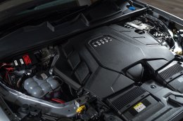 Audi_Q7_60_TFSI_e_quattro_S_line_Black_Edition