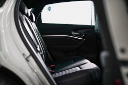 อาวดี้ เปิดตัว e-tron Sportback ราคา 5.299 ล้าน พร้อมส่งมอบรถทันทีภายในสิ้นปีนี้