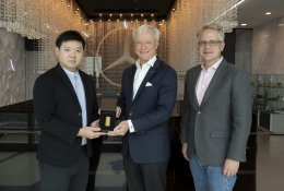  มอบทองคำกว่า 1 ล้านบาท ให้ลูกค้าผู้โชคดี