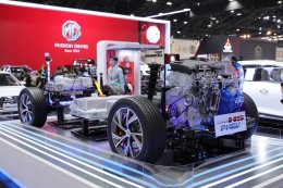 เอ็มจี ยกขบวนยนตรกรรม ร่วมงานมอเตอร์โชว์ โดดเด่นด้วย เทคโนโลยี ความทันสมัย และความคุ้มค่า