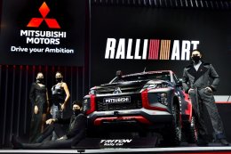  Mitsubishi_Triton_Rally_Car