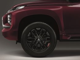 Pajero_Sport_Special_Edition