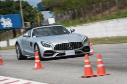 เมอร์เซเดส-เบนซ์ ขนทัพรถหรูกว่า 24 รุ่นเข้าร่วมงาน “Mercedes-Benz Driving Events 2020” พัฒนาศักยภาพพนักงาน