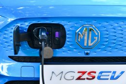 mg zs ev