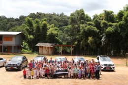 เบนซ์ สานต่อกิจกรรม “Mercedes-Benz StarFest 2017” จัดกิจกรรม CSR รร.บ้านแม่ไคร้ จ.เชียงใหม่ 