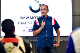 BMW Motorrad พาลูกค้าร่วม Track Experiences หลักสูตรจาก California Superbike School 