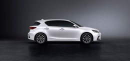 Lexus CT200h ไฮบริดแฮทช์แบค ปรับโฉมใหม่