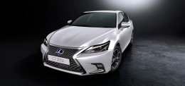 Lexus CT200h ไฮบริดแฮทช์แบค ปรับโฉมใหม่