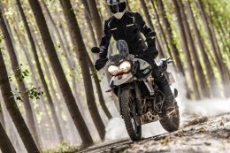 สายโหดขาลุย Triumph Tiger 800 XRx และ Triumph Tiger 800 XCx   