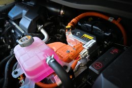 HYUNDAI STARIA HYBRID 