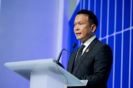 โตโยต้า ถนนสีขาว