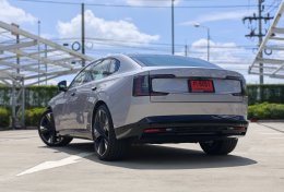 Volvo ES90 