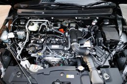 TOYOTA YARIS ATIV HEV 