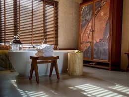 โรงงาน ผลิต อ่างอาบน้ำ อ่างล้างหน้า หินสังเคราะห์ หินเทียม bathtub basin sink solid surface composite stone โรงแรม รีสอร์ท