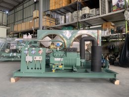 BITZER : Semi-Hermetic Condensing Units