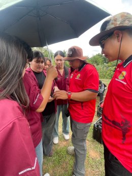Agricultural Technology Program Trains Students in Drone and Hydroponic Farming