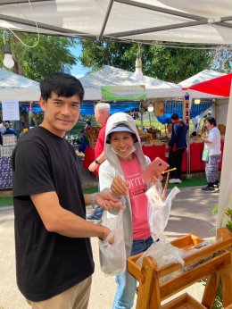 Participates in the "Agriculture and Tourism Festival: The Beautiful Flower Street by Kwan Phayao" Exhibition by School of Agriculture and Natural Resources