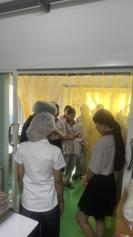 Food Safety Students Gain Hands-On Factory Audit Experience