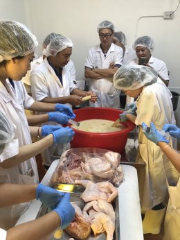   คณะเกษตรศาสตร์และทรัพยากรธรรมชาติ ม.พะเยา หลักสูตรนักแปรรูปเนื้อสัตว์อัจฉริยะ (Smart Meat Processors) เดินทางศึกษาดูงาน ณ โรงงานแปรรูปผลิตภัณฑ์อาหารเพื่อสุขภาพ